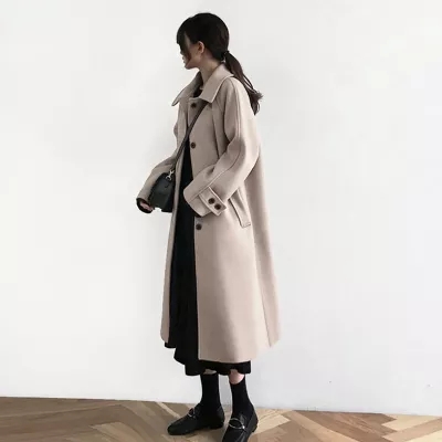 Woolen coat women's middle and long 2021 new autumn and winter popular over knee small woolen coat Hepburn thickened