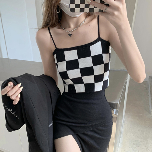 Checkerboard knitted suspender Plaid suit with slim fit short style inside and one shoulder Strapless vest top outside female autumn