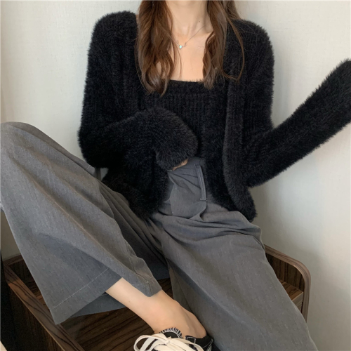 Real price~New foreign style soft waxy mink plush two-piece knitted sweater cardigan + plush suspenders