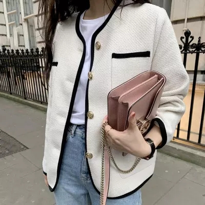 Korean autumn French Round Neck Lace contrast color chic single breasted loose Multi Pocket design short coat for women