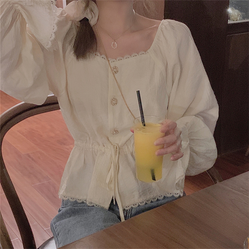 Spring new French Style Bubble Sleeve Shirt women's design sense small square collar lace stitching top