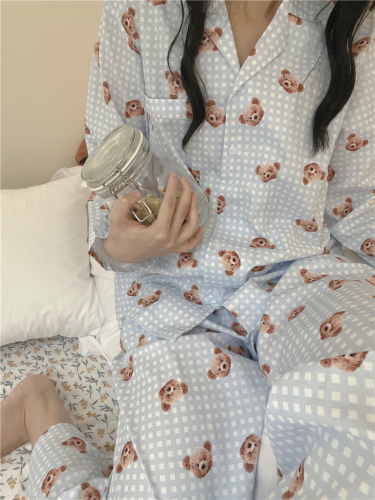 Real shot spot ~ Korean cartoon fresh and cute plaid bear pajamas suit long-sleeved cotton girl autumn and winter