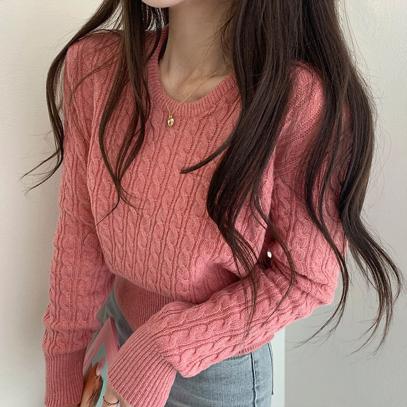 Fried dough twist sweater in spring