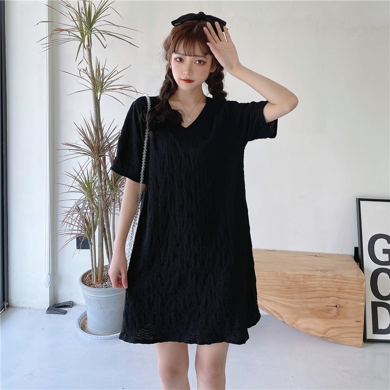 Real price 100% fiber summer dress V-neck Pleated Dress Hepburn style small black skirt looks thin