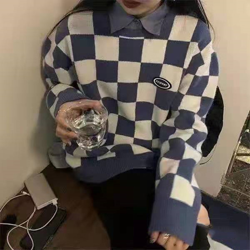Black and white plaid autumn and winter clothes new loose women's clothes chessboard plaid pattern long sleeve knitting lazy
