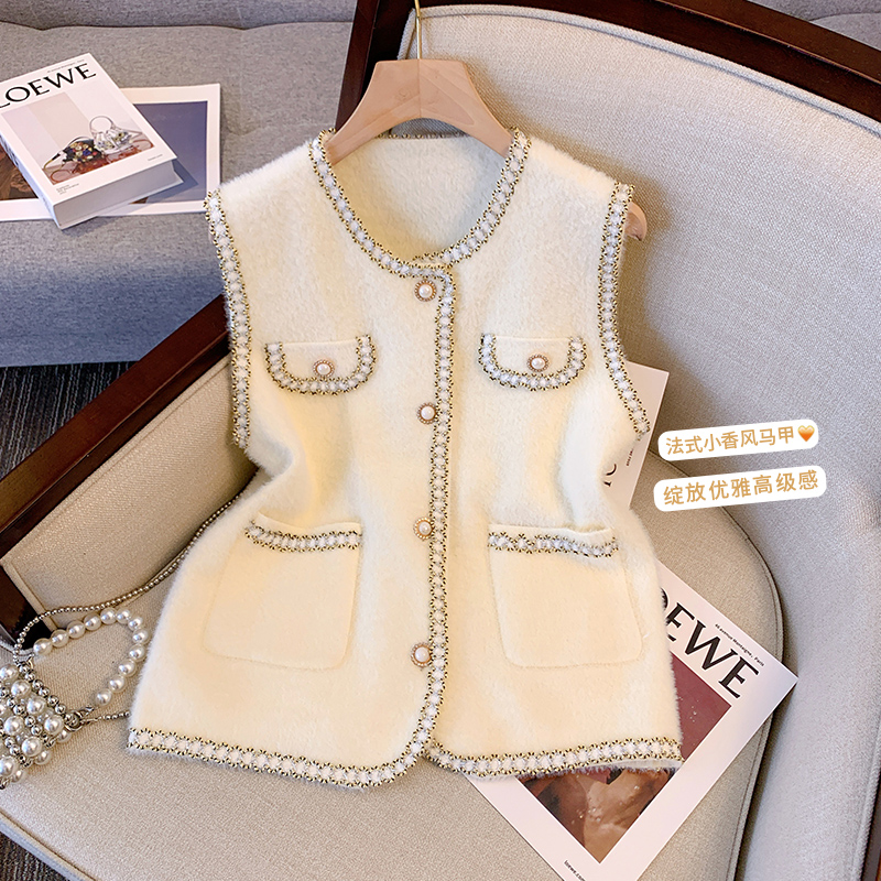 Xiaoxiangfeng temperament imitation mink vest autumn female Korean version pearl buckle outer wear vest knitted sweater all-match vest tide