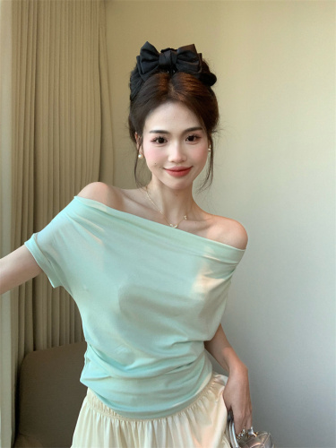 Real price real shot pure desire wind slim one-shoulder gentle Korean style thin short-sleeved top