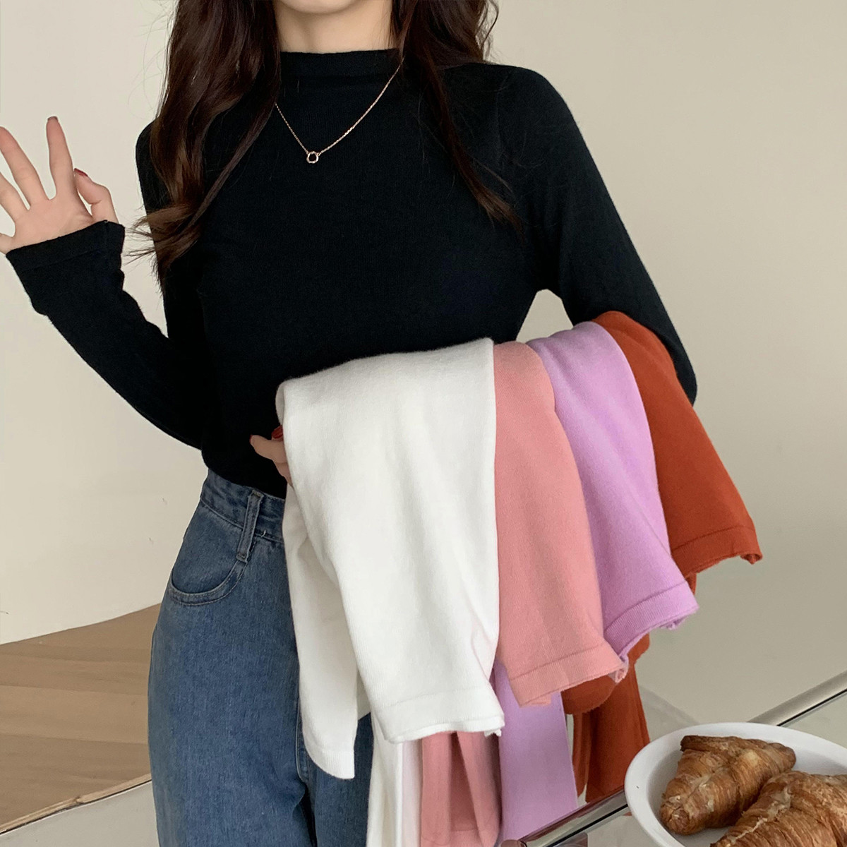 Real shooting and real price early spring new skin friendly solid color thin and versatile bottoming shirt