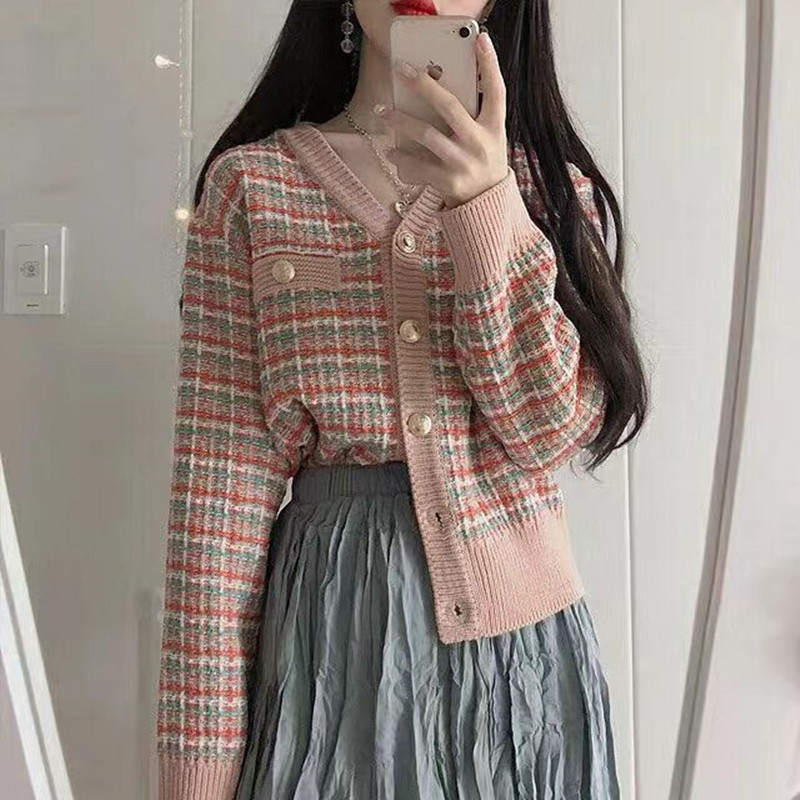 South Korea's official website Dongdaemun small fragrance knitted cardigan 2022 autumn and winter Western style thick flower short sweater multicolor