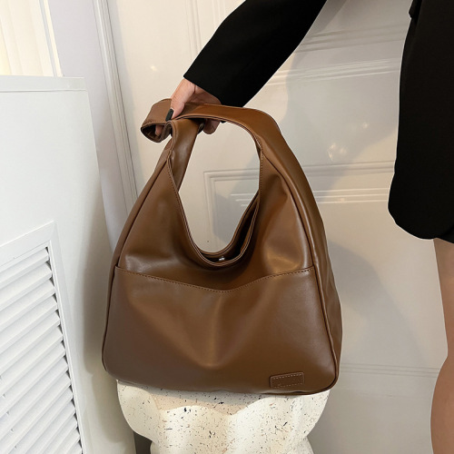 Bag female 2022 new large-capacity shoulder bag female fashion soft leather commuter tote bag college student class bag