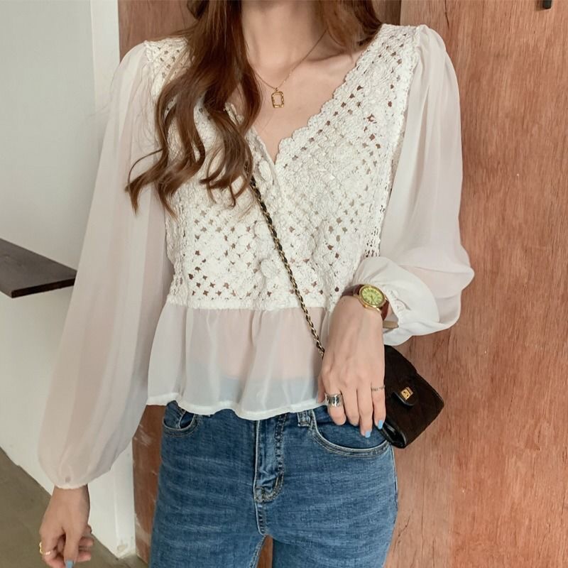 Spring chiffon collar stitching half open collar long sleeve fake two-piece loose Lantern Sleeve Shirt