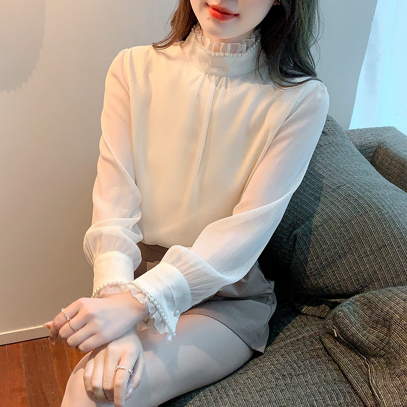 French high sense inside with Bubble Sleeve Chiffon Top Chic Vintage shirt female lace bottomed shirt small shirt