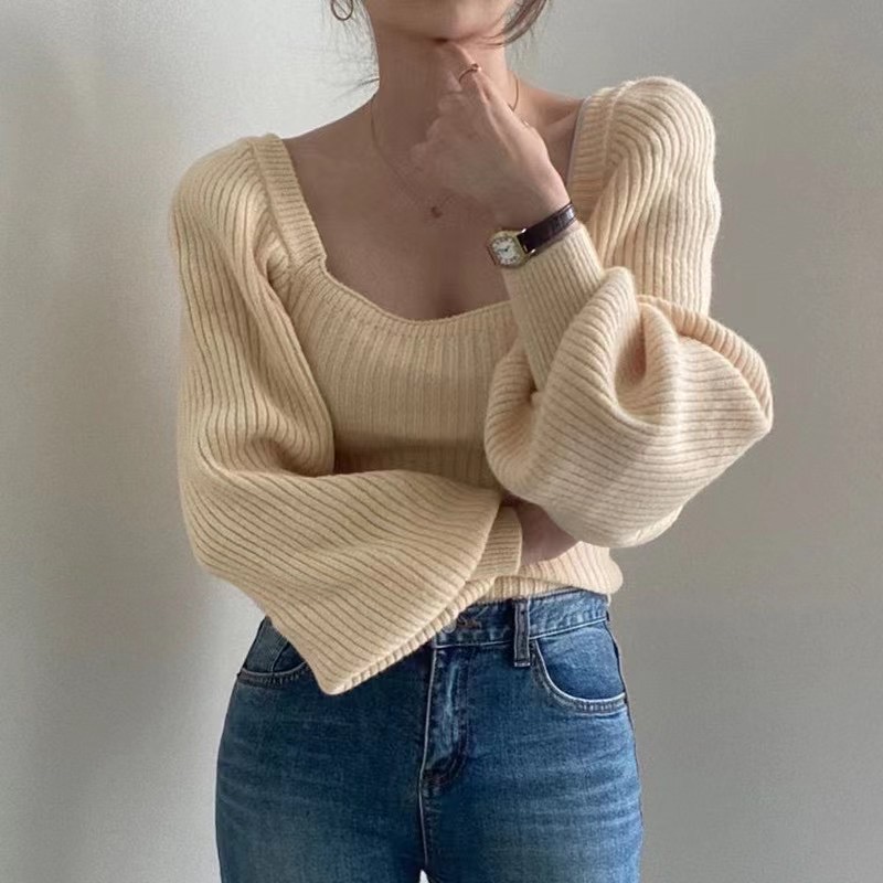 Vintage temperament square neck bubble sleeve solid color knitted top women's autumn and winter warm backing long sleeve slim waist sweater