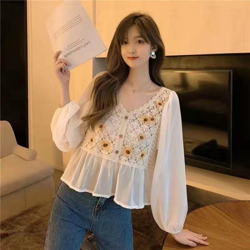 Korean retro loose Daisy hollow hook collar shirt women's stitched top