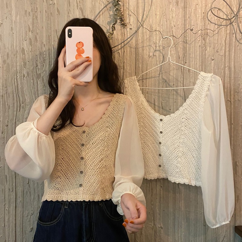Real price shooting autumn new super immortal temperament small crowd design feeling hollow hook flower lantern sleeve show thin top