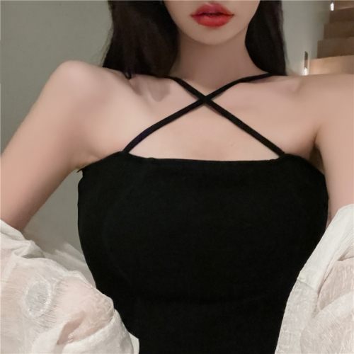 Sweet, cool and spicy girl style suspender design sense of minority chic short split sexy bottomed shirt with breast wrapped blouse