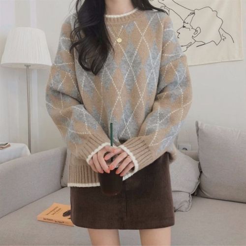 Autumn and winter new Korean retro lazy style ins net red loose Pullover diamond plaid sweater women's thickened T-shirt