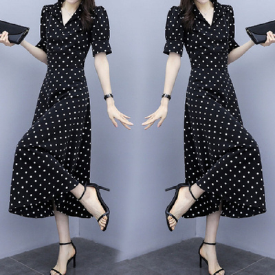 2020 summer new dress printing spot skirt medium length V-neck A-line skirt style thin short sleeve