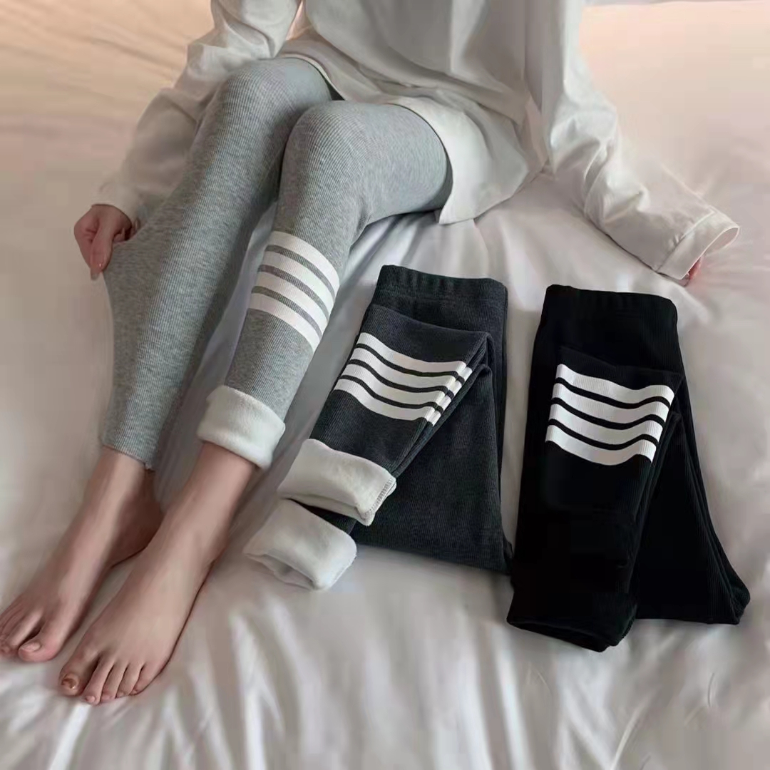 Real shooting and real price autumn and winter Leggings for women to wear cashmere vertical thread nine leggings and four bar sports pants for women