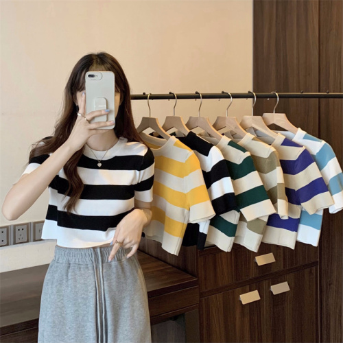 Real shooting, real price, new summer Korean round neck, slim and versatile, short striped sweater, women's top