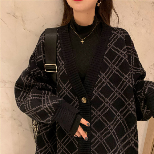 2020 Hong Kong style new loose V-neck Lingge sweater coat women's medium length black knitted cardigan top