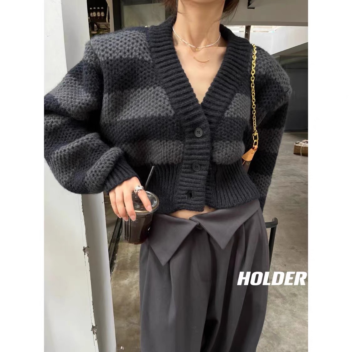 South Korea's Dongdaemun 2022 autumn new western style lazy style striped cardigan sweater women's short knitted sweater top