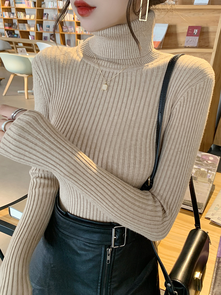 High neck sweater women's autumn and winter thickened black bottomed shirt slim fit and warm 2021 new foreign style inner sweater
