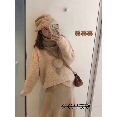 Women's net red sweater is lazy and loose. Wear the thickened Japanese knitted top which is very fairy in autumn and winter 2020