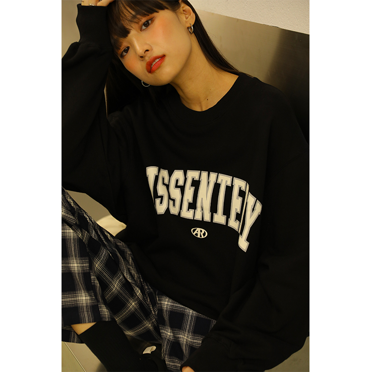 Real shooting round neck letter printed sweater women's 21 autumn lean American campus street retro letter printed sweater