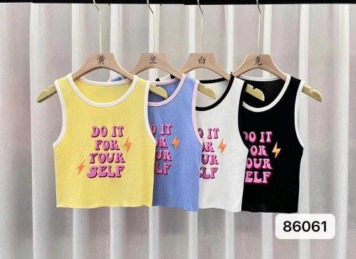 Letter printed sweet and spicy vest for women with summer design sense inside, and the minority wears a short suspender sleeveless Spice Girl top outside