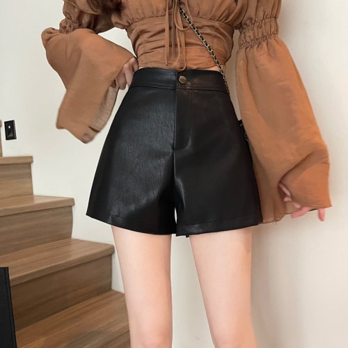 Real shot hot girl sexy high waist pu leather shorts a word wide leg leather pants bottoming boots pants women autumn and winter