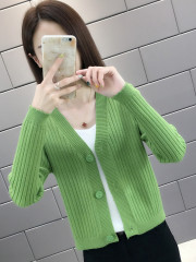 Spring and autumn 2020 new knitwear women's cardigan butter fruit green short style with loose shawl air conditioner jacket