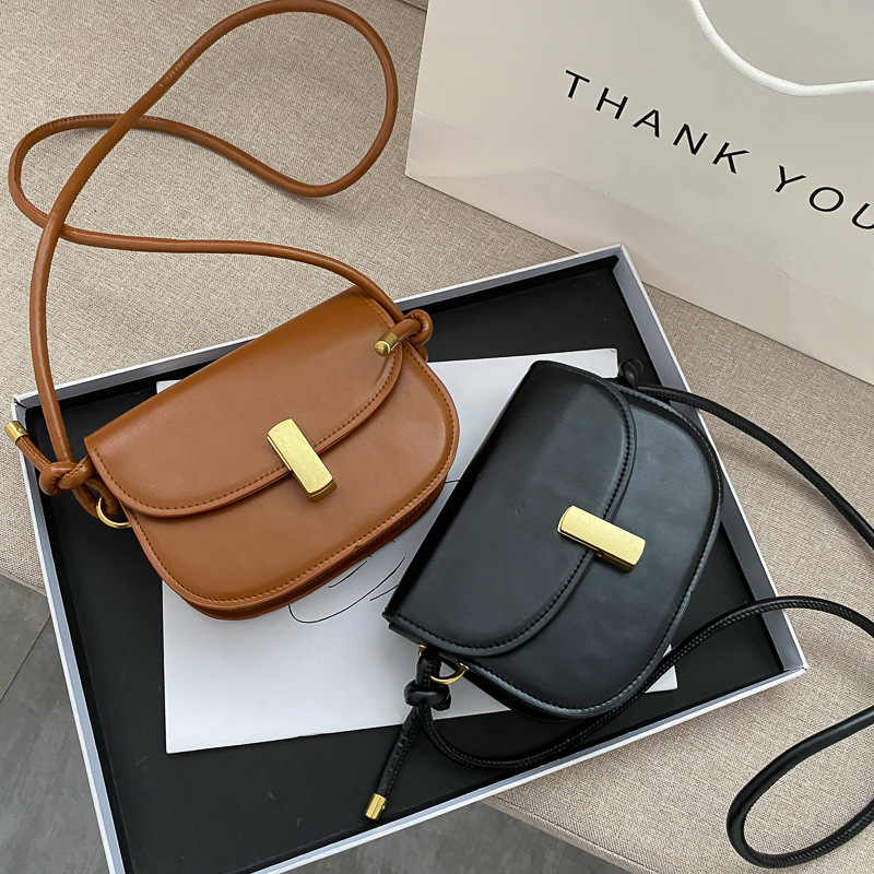 Vintage messenger bag women's bag 2022 fashion new trend net red trend ins saddle bag single shoulder bag