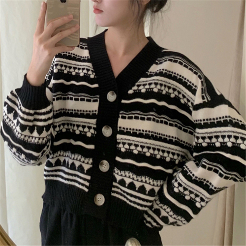 Fall / winter 2020 French retro striped sweater women's short Slouchy style thickened and loose Korean junior knitted cardigan