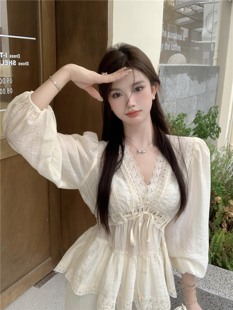 Real-price real shooting love small shirt Lace Tencel shirt women's early autumn new long-sleeved slim V-neck strappy top