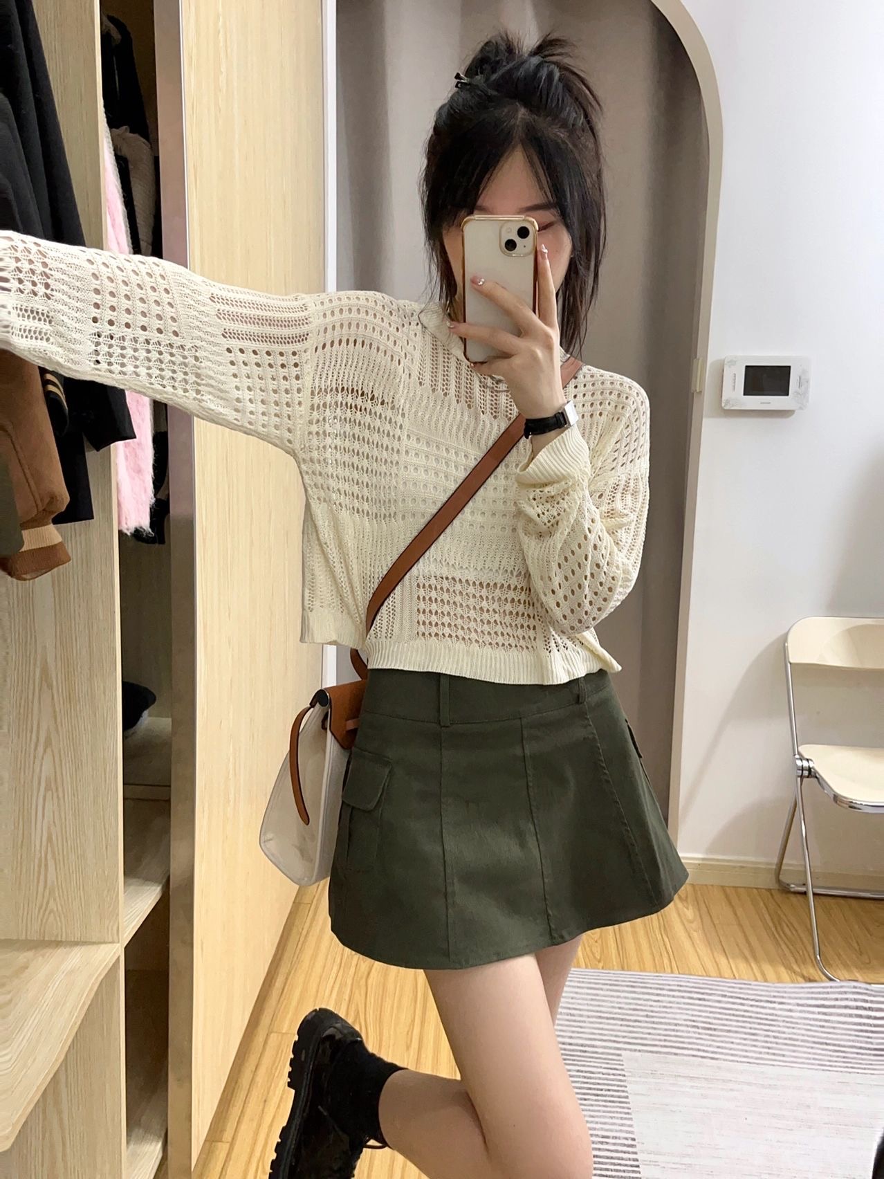 2022 summer new style lazy style round neck hollow hook flower versatile long sleeve with sunscreen
