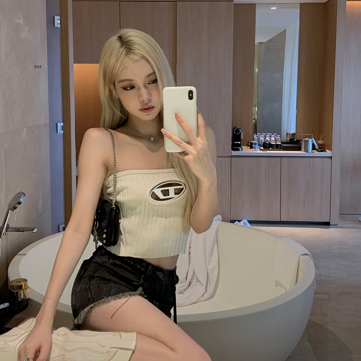 Good Morning Fan Fan Hollow Label Yarn Knit Tube Top Women's Short Slim Fit Gentle Outer Wear Design Sense Vest