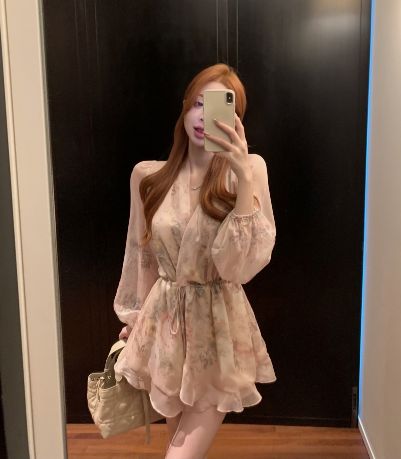 Real shot of Xinghua glazed pink flowery waist long-sleeved dress
