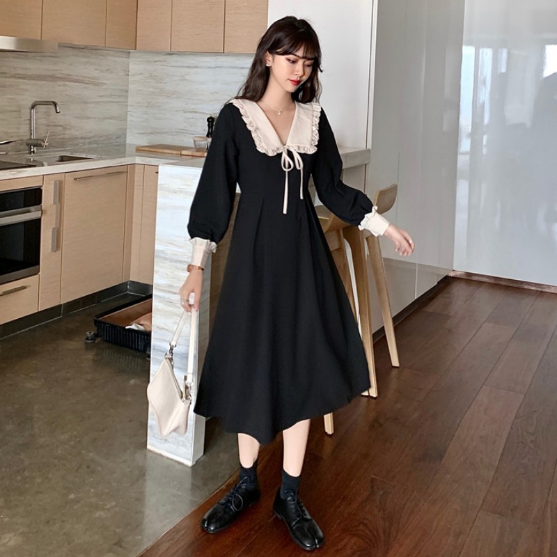 Dress women's new autumn and winter 2020 small French super xianheben style small black dress with waist closing and slim mid length skirt