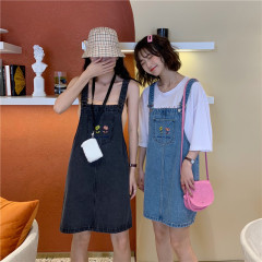 Real price ~ embroidery floret design academy style loose and thin, versatile Korean denim skirt