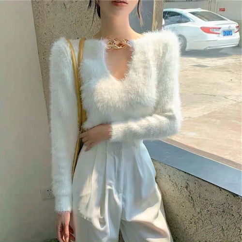 New style imitation mink velvet jacket gas goddess fan pullover V-neck sweater female Korean version simple lazy style sweet autumn