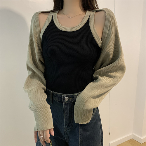 Real shot does not reduce the hot girl suit short section small camisole top long-sleeved knitted blouse jacket fashion two-piece set