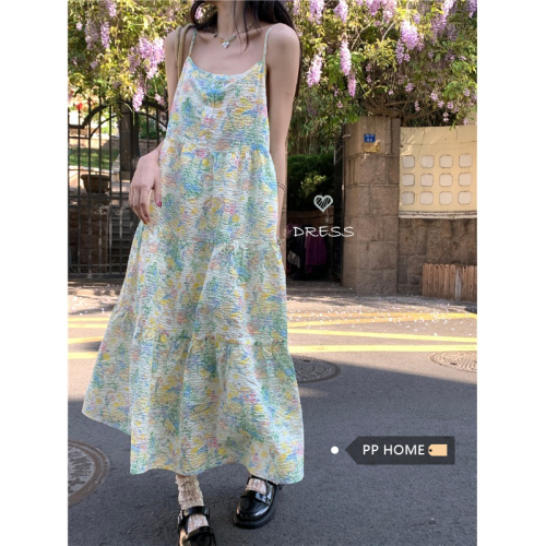 Small fresh floral suspender skirt women's summer loose age-reducing seaside vacation beach dress