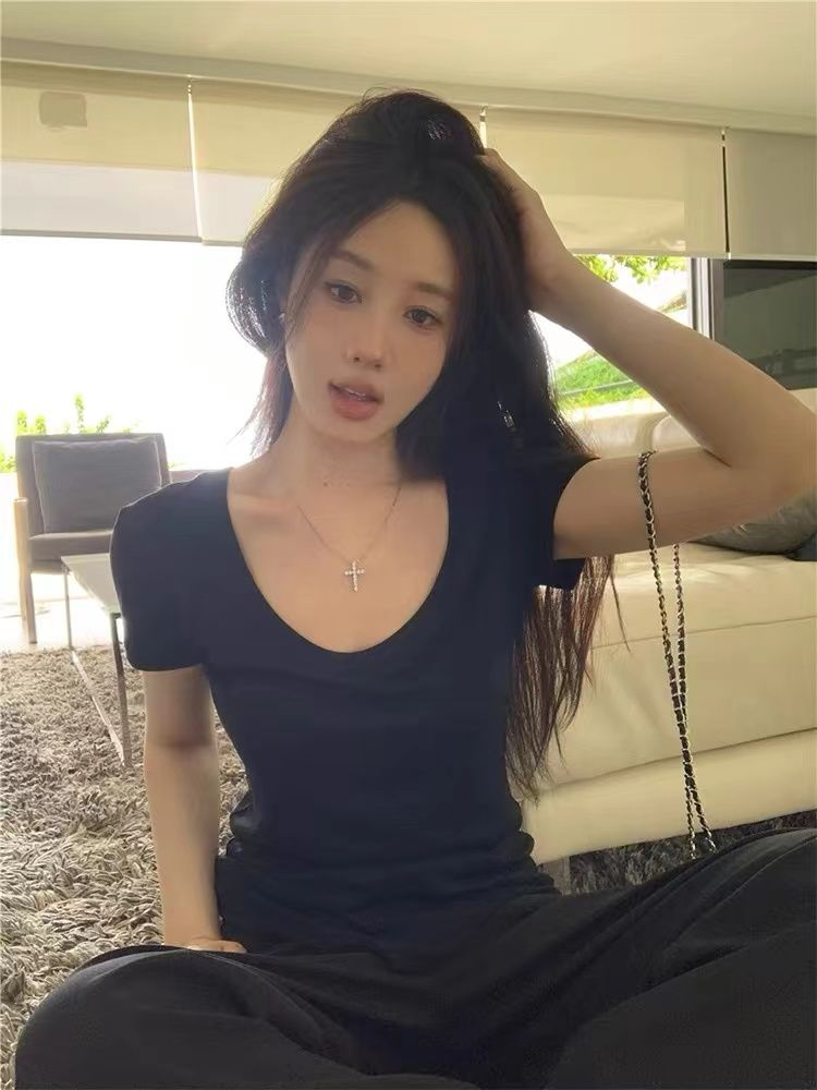 Already shipped short backless shoulder t-shirt Korean style pure desire short slimming clavicle square collar French sweet girl outfit