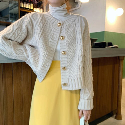 Coarse twist sweater women's loose coat lazy wind small autumn and winter new top wear short knitted cardigan
