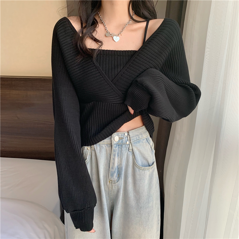 Autumn Korean version 2020 new design sense French minority close waist thin fake two off shoulder long sleeve sweater women