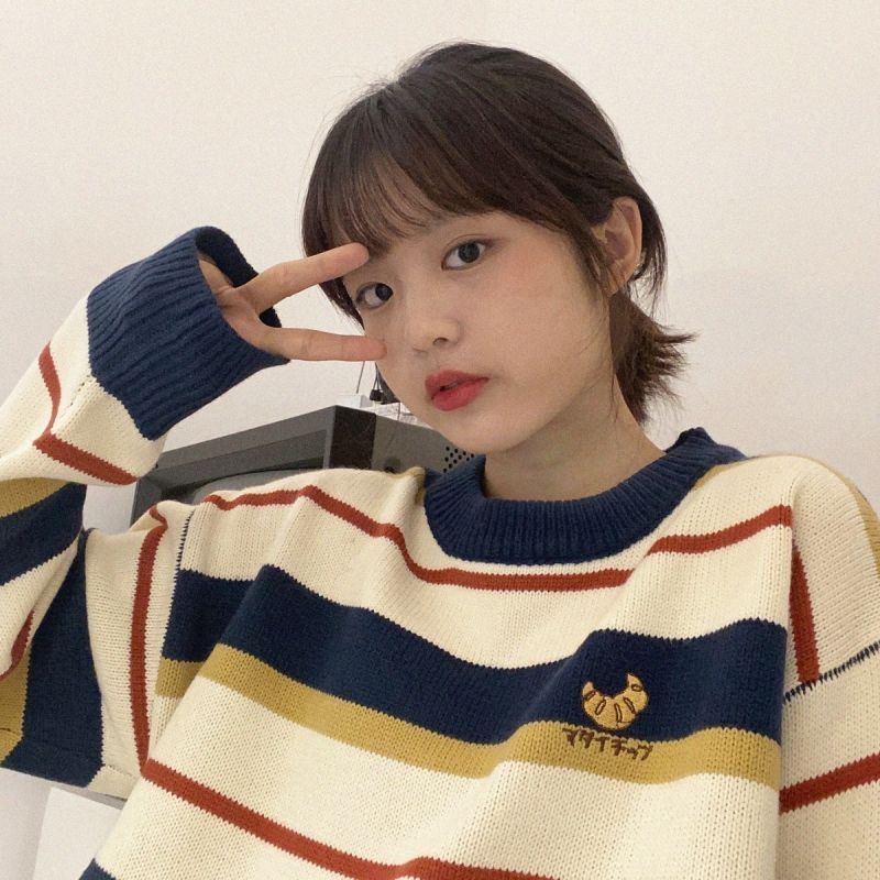 2022 autumn and winter new Korean version embroidered color-blocking striped sweater women's loose pullover knitted top
