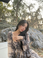 New medium and long French design small crowd floral dress spring