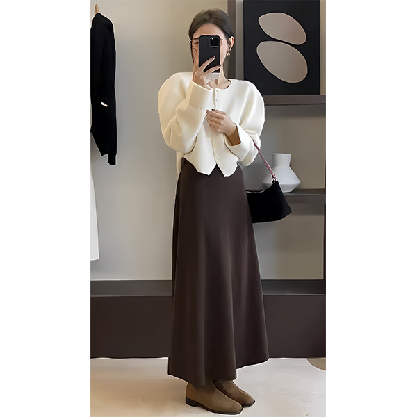 Winter clothes are paired with a complete set of Korean drama heroine suits, skirts, lazy sweaters, knitted sweaters and skirts, two-piece sets