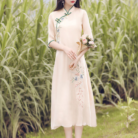 Cheongsam 2022 new women's summer improved version dress long section young style early spring Chinese style popular this year